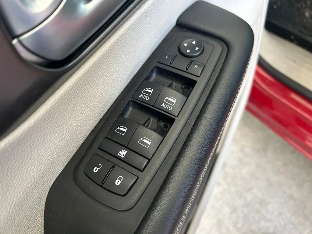 2024 Chrysler Pacifica - $18,522