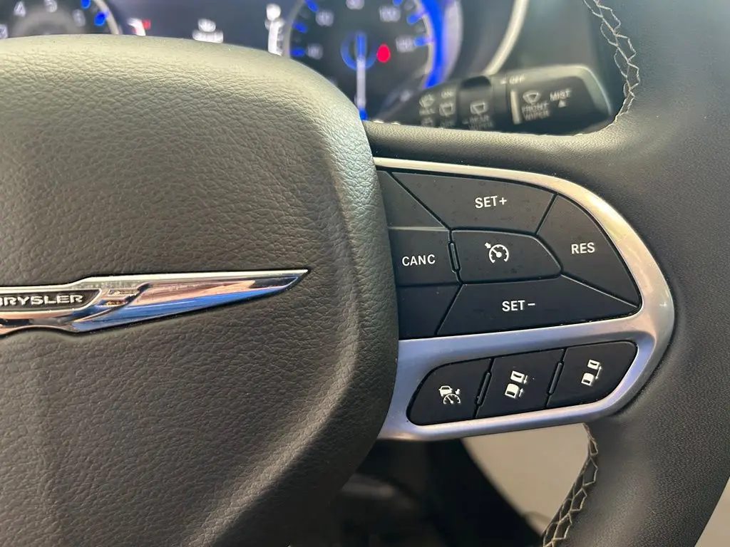 2024 Chrysler Pacifica - $18,522