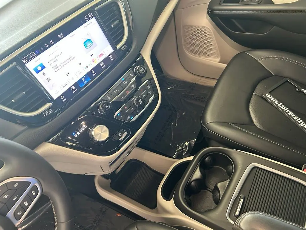 2024 Chrysler Pacifica - $18,522