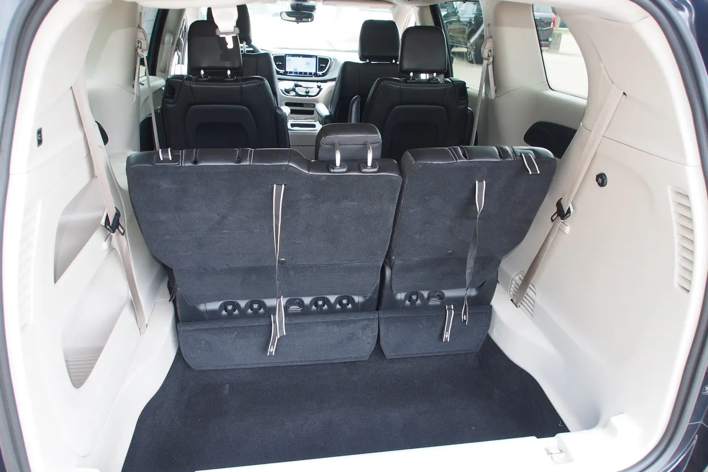 2024 Chrysler Pacifica - $25,712