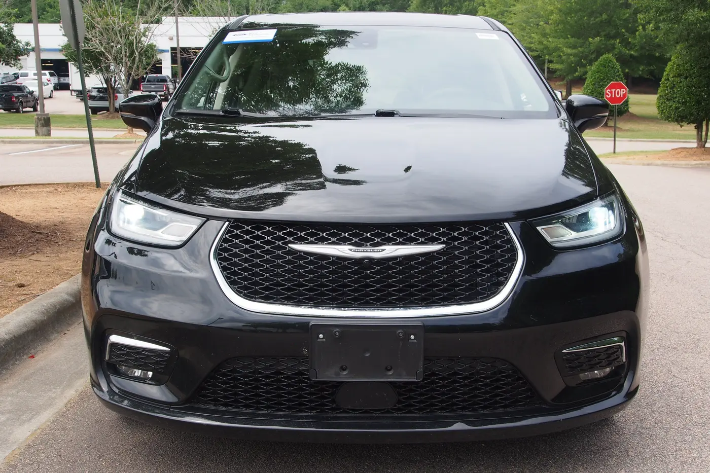 2024 Chrysler Pacifica - $25,712