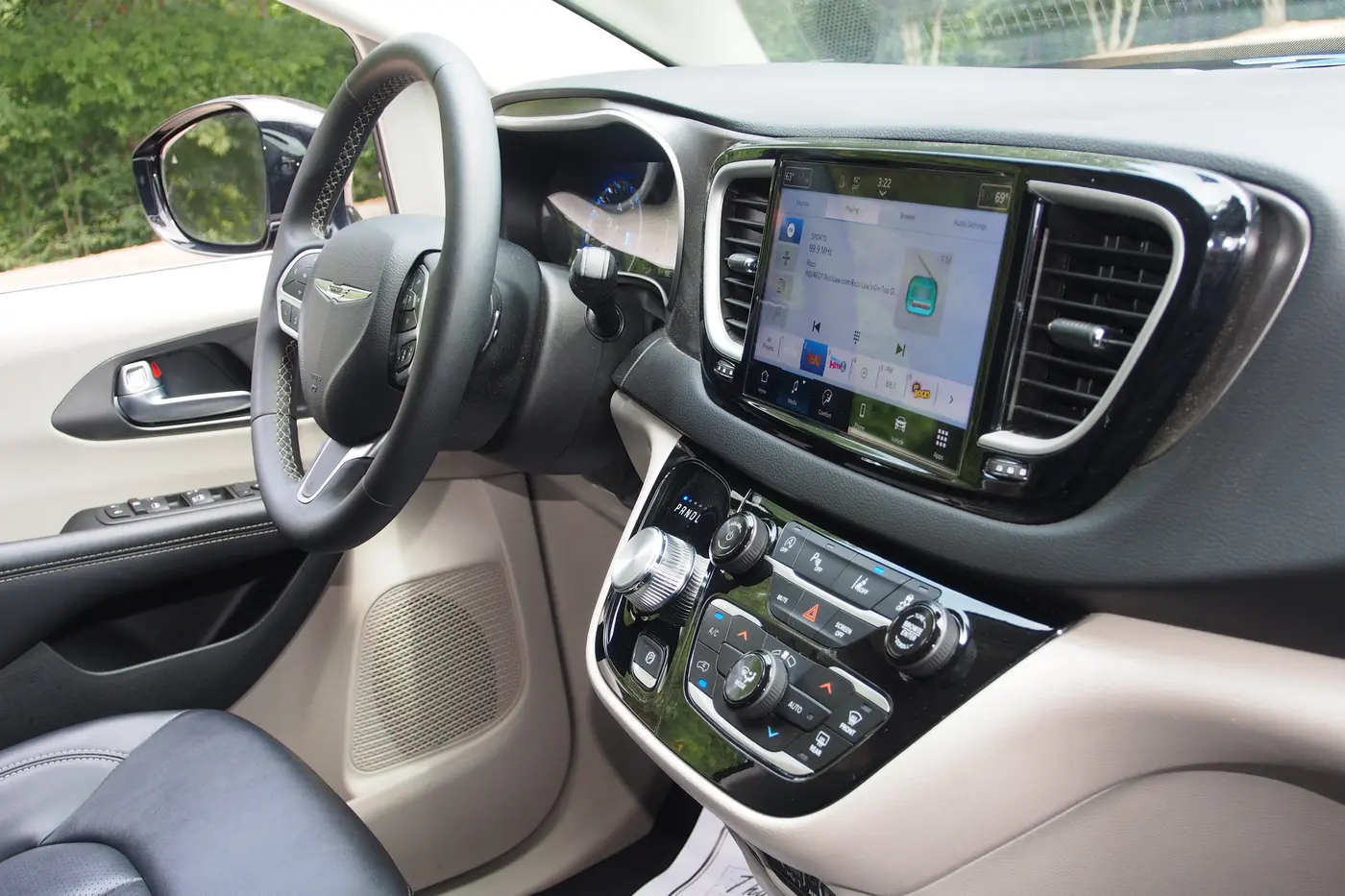 2024 Chrysler Pacifica - $25,712