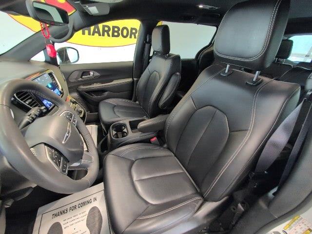 2025 Chrysler Pacifica - $24,843