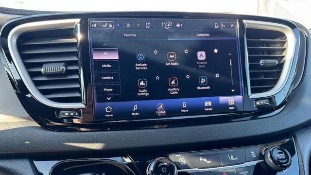 2025 Chrysler Pacifica Select