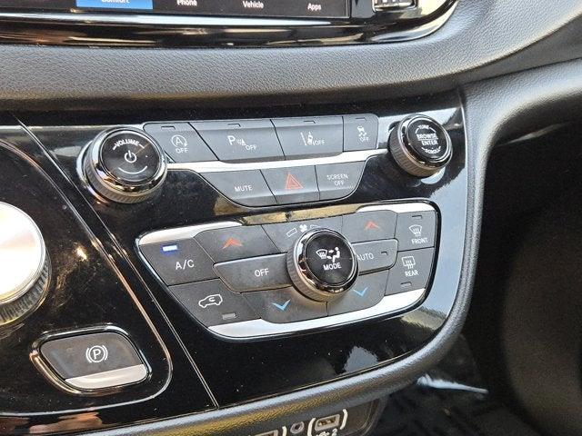 2025 Chrysler Pacifica