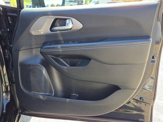2025 Chrysler Pacifica