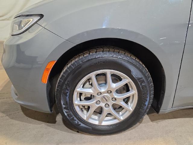 2025 Chrysler Pacifica - $22,605
