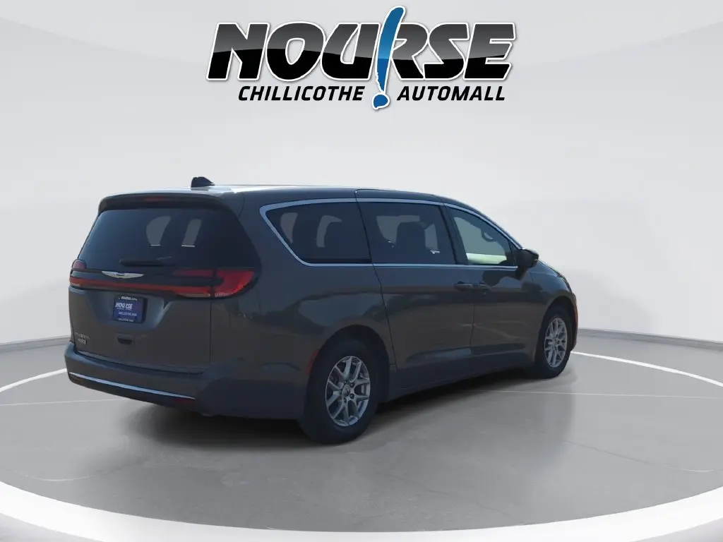 2025 Chrysler Pacifica - $22,605