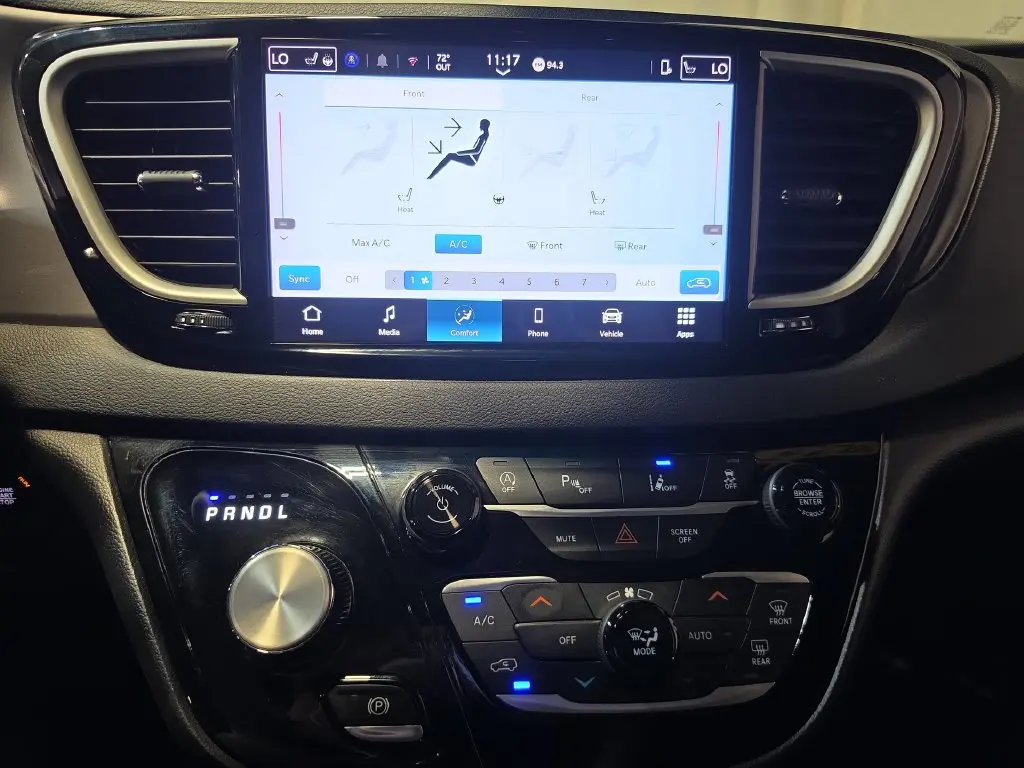 2025 Chrysler Pacifica - $22,605