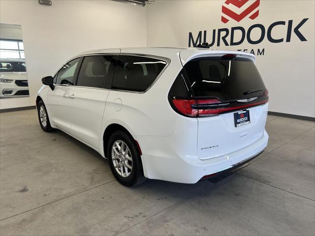 2026 Chrysler Pacifica - $28,990
