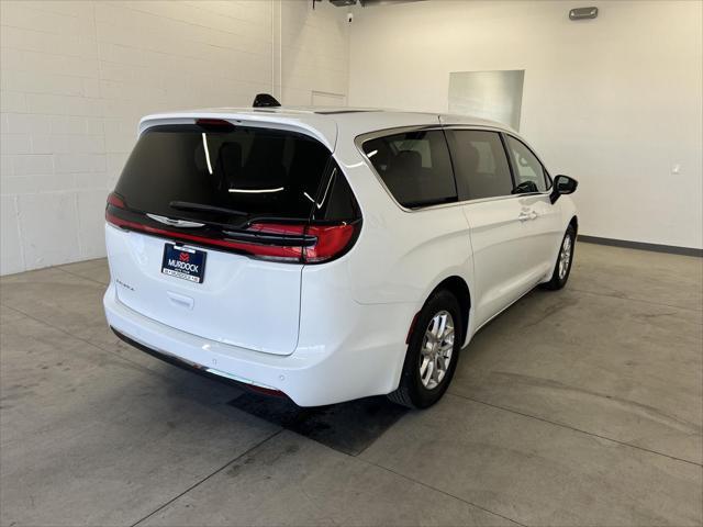 2026 Chrysler Pacifica - $28,990