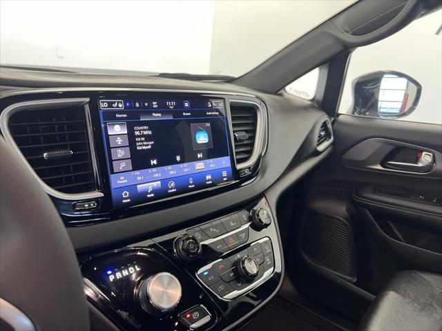 2026 Chrysler Pacifica - $28,990
