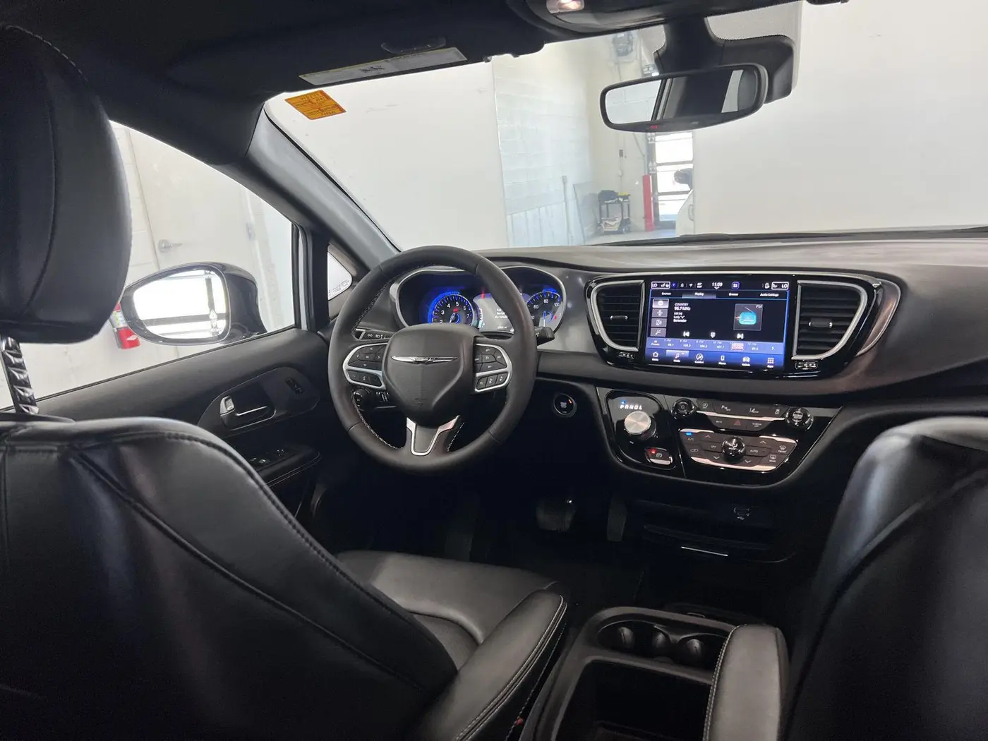 2026 Chrysler Pacifica - $28,990