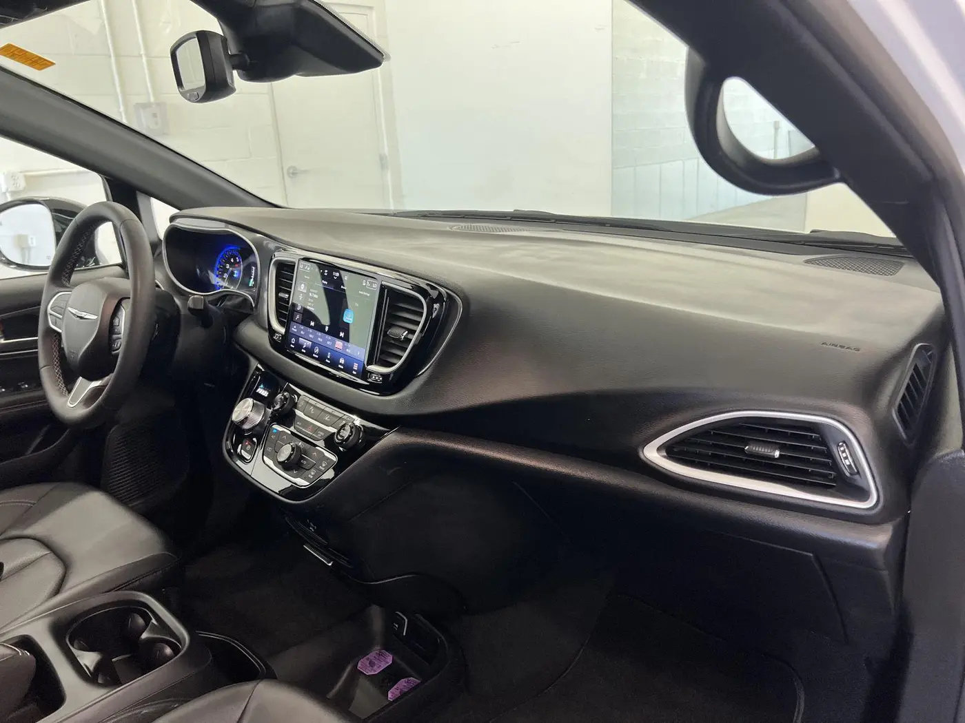 2026 Chrysler Pacifica - $28,990