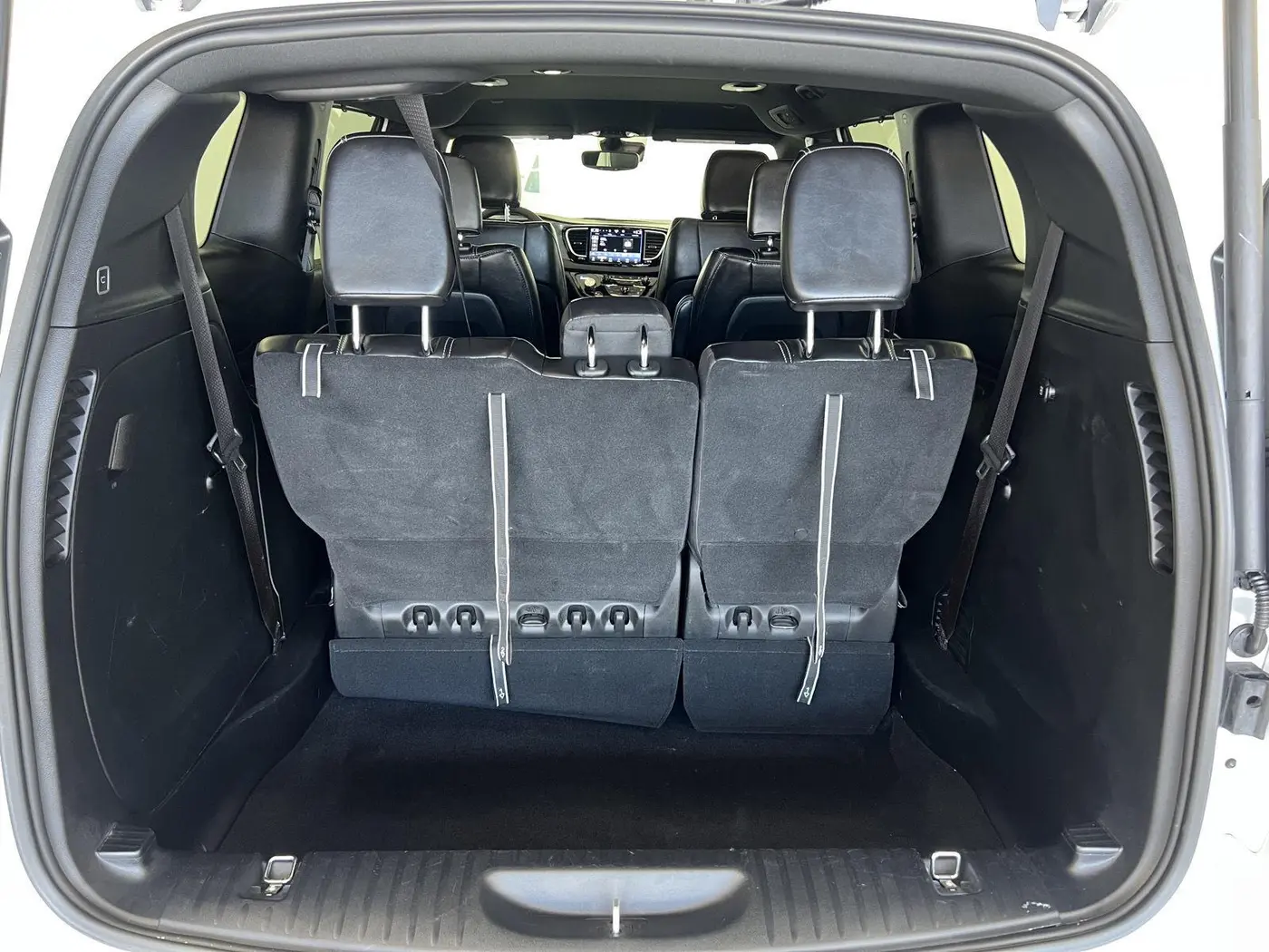 2026 Chrysler Pacifica - $28,990