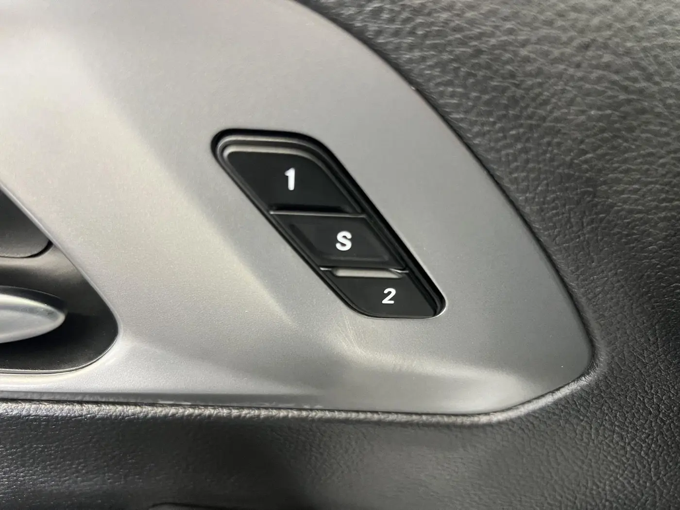 2026 Chrysler Pacifica - $28,990