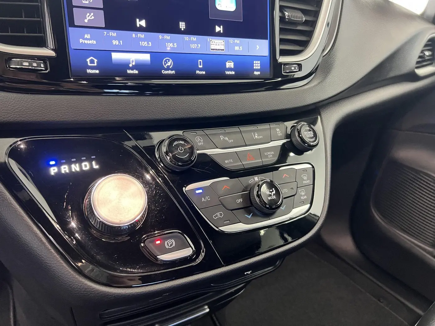 2026 Chrysler Pacifica - $28,990