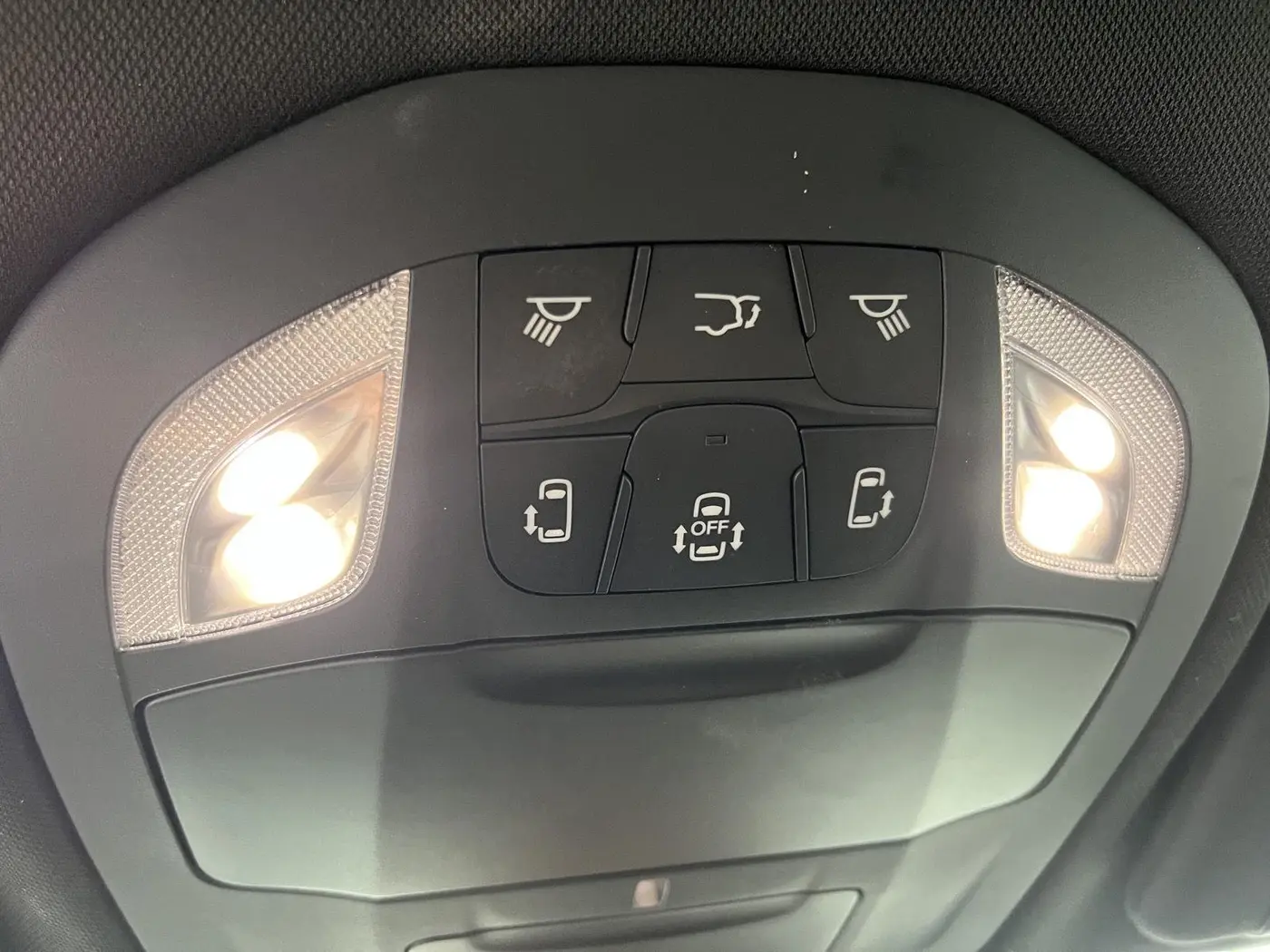 2026 Chrysler Pacifica - $28,990