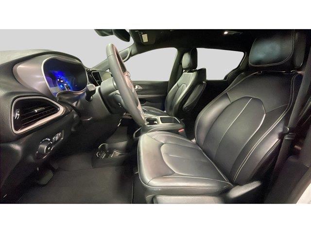 2026 Chrysler Pacifica - $31,700