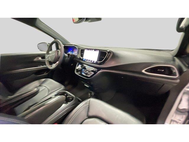 2026 Chrysler Pacifica - $31,700