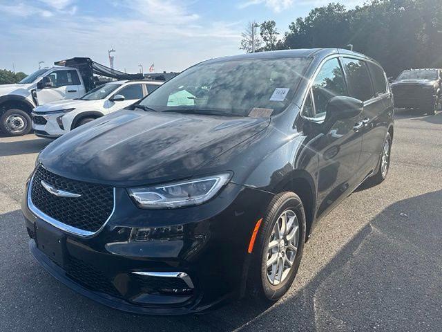 2026 Chrysler Pacifica - $32,994