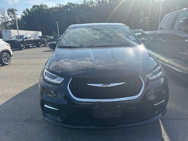2026 Chrysler Pacifica - $32,994