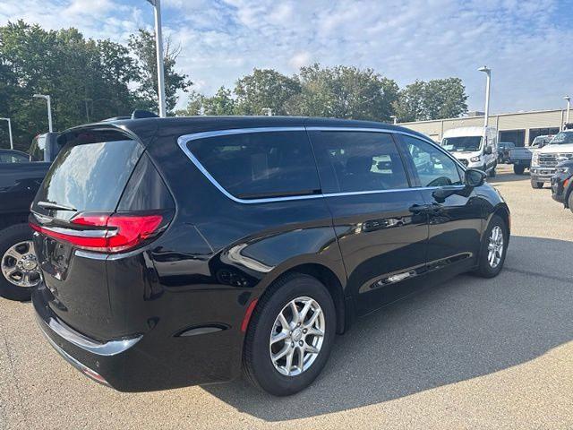2026 Chrysler Pacifica - $32,994