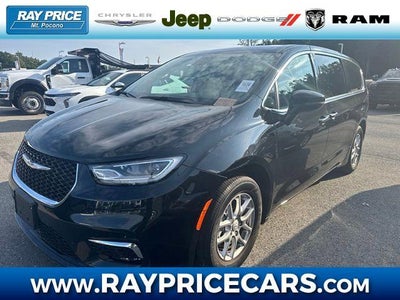 2026 Chrysler Pacifica Select 4DR Mini-Van