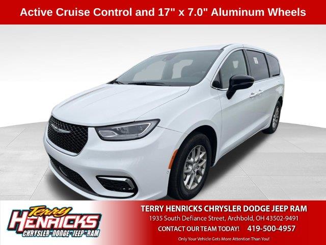 2026 Chrysler Pacifica - $31,480
