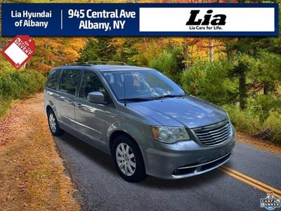 2013 Chrysler Town And Country Touring 4DR Mini-Van