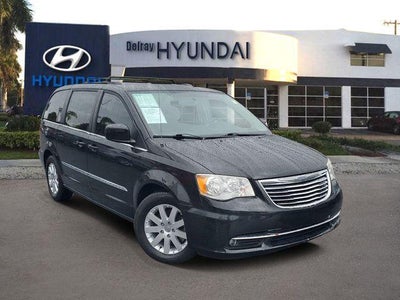 Photo of a 2015 Chrysler Town And Country Touring 4DR Mini-Van for sale
