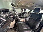 2016 Town and Country Thumbnail 8