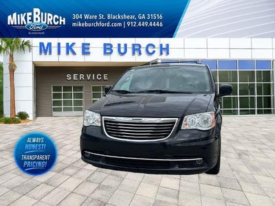 Photo of a 2016 Chrysler Town And Country Touring 4DR Mini-Van for sale