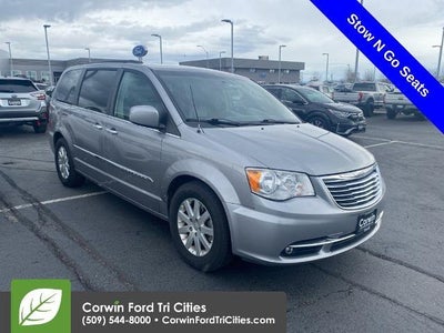 Photo of a 2016 Chrysler Town And Country Touring 4DR Mini-Van for sale