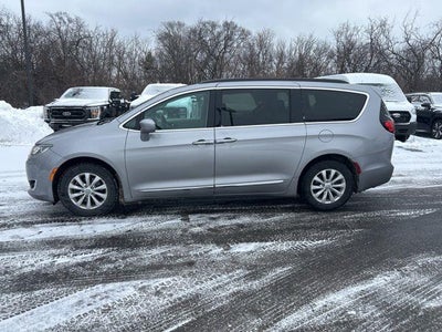 Photo of a 2017 Chrysler Pacifica Touring-L 4DR Mini-Van for sale