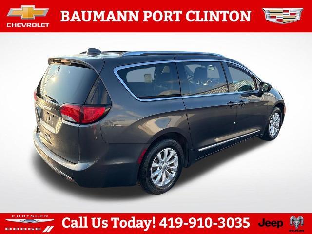 2018 Chrysler Pacifica - $13,995
