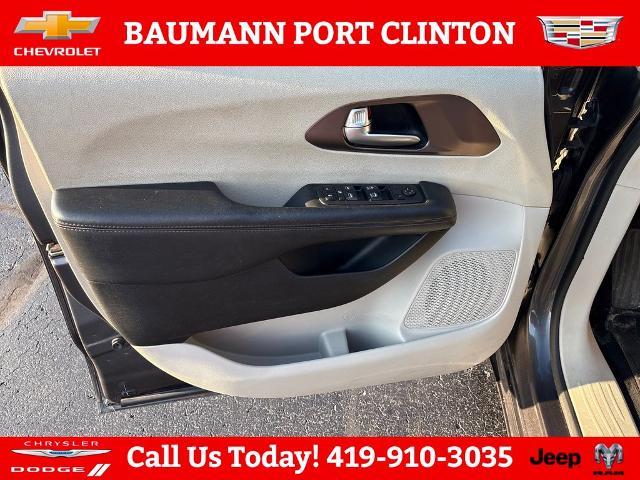 2018 Chrysler Pacifica - $13,995