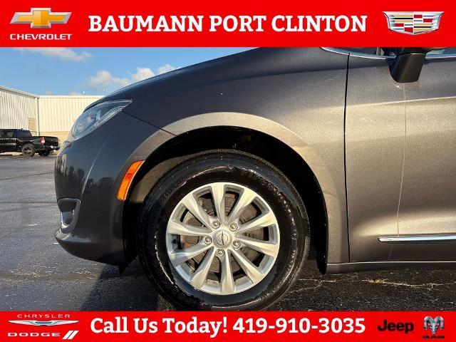 2018 Chrysler Pacifica - $13,995
