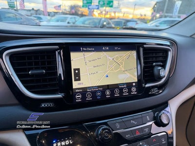 Photo of a 2019 Chrysler Pacifica Touring L 4DR Mini-Van for sale