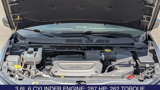 2019 Chrysler Pacifica Touring L