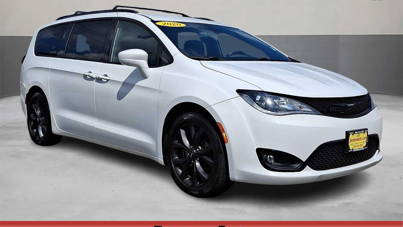 Preowned 2020 Chrysler Pacifica Touring L for Sale