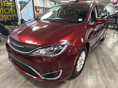 2020 Chrysler Pacifica Touring L 4DR Mini-Van