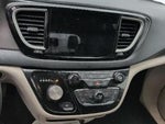 2022 Pacifica Thumbnail 15