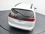 2022 Pacifica Thumbnail 26