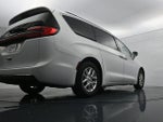 2022 Pacifica Thumbnail 35
