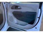 2022 Pacifica Thumbnail 25
