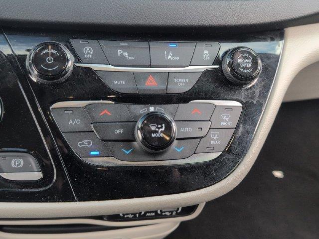 2023 Chrysler Pacifica - $19,943