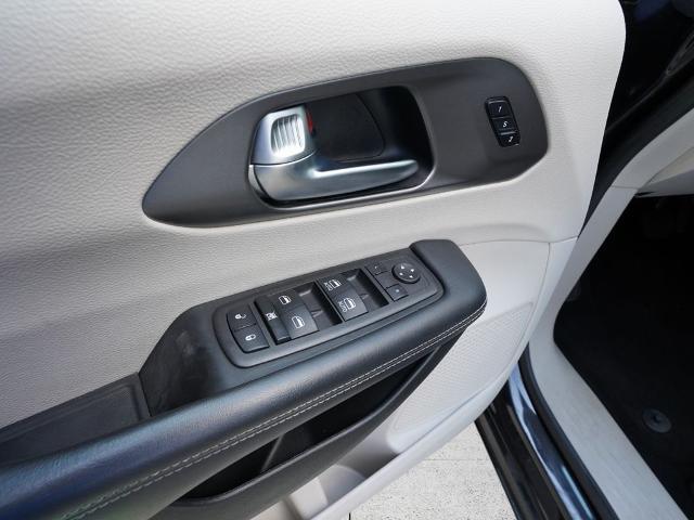 2023 Chrysler Pacifica - $23,259