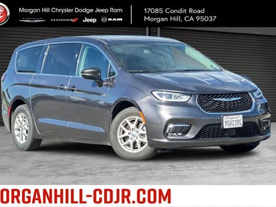 Photo of a 2023 Chrysler Pacifica Touring L 4DR Mini-Van for sale