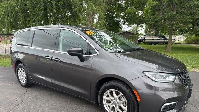 Preowned 2023 Chrysler Pacifica Touring L for Sale